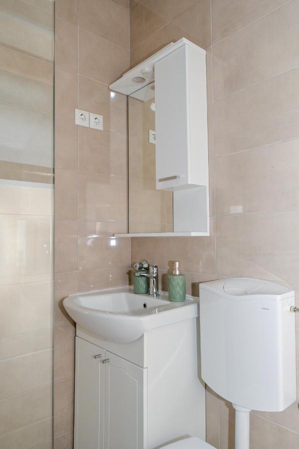 Apartments Dora Яйце Экстерьер фото