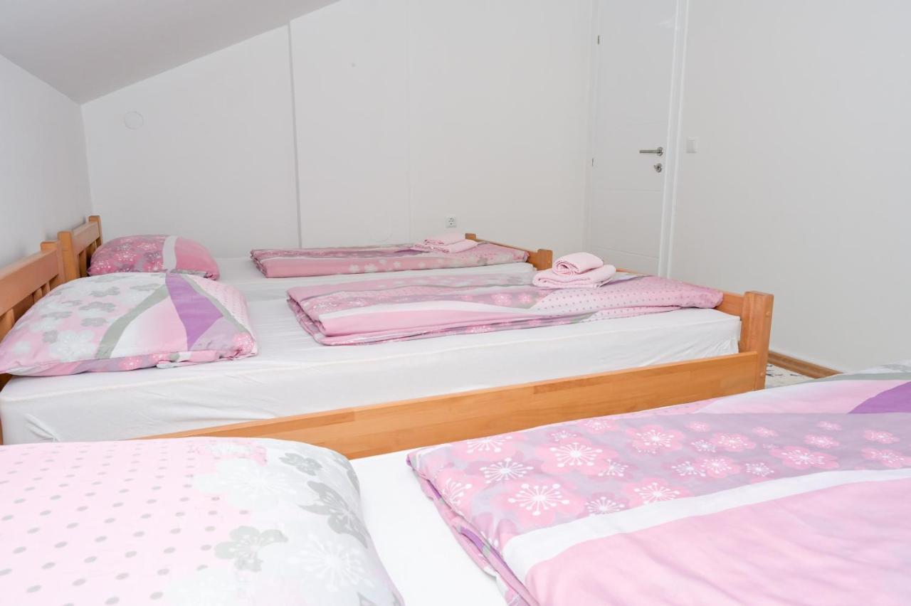 Apartments Dora Яйце Экстерьер фото
